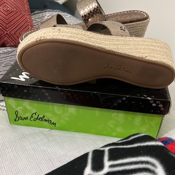 Sam Edelman slides - Picture 3 of 3
